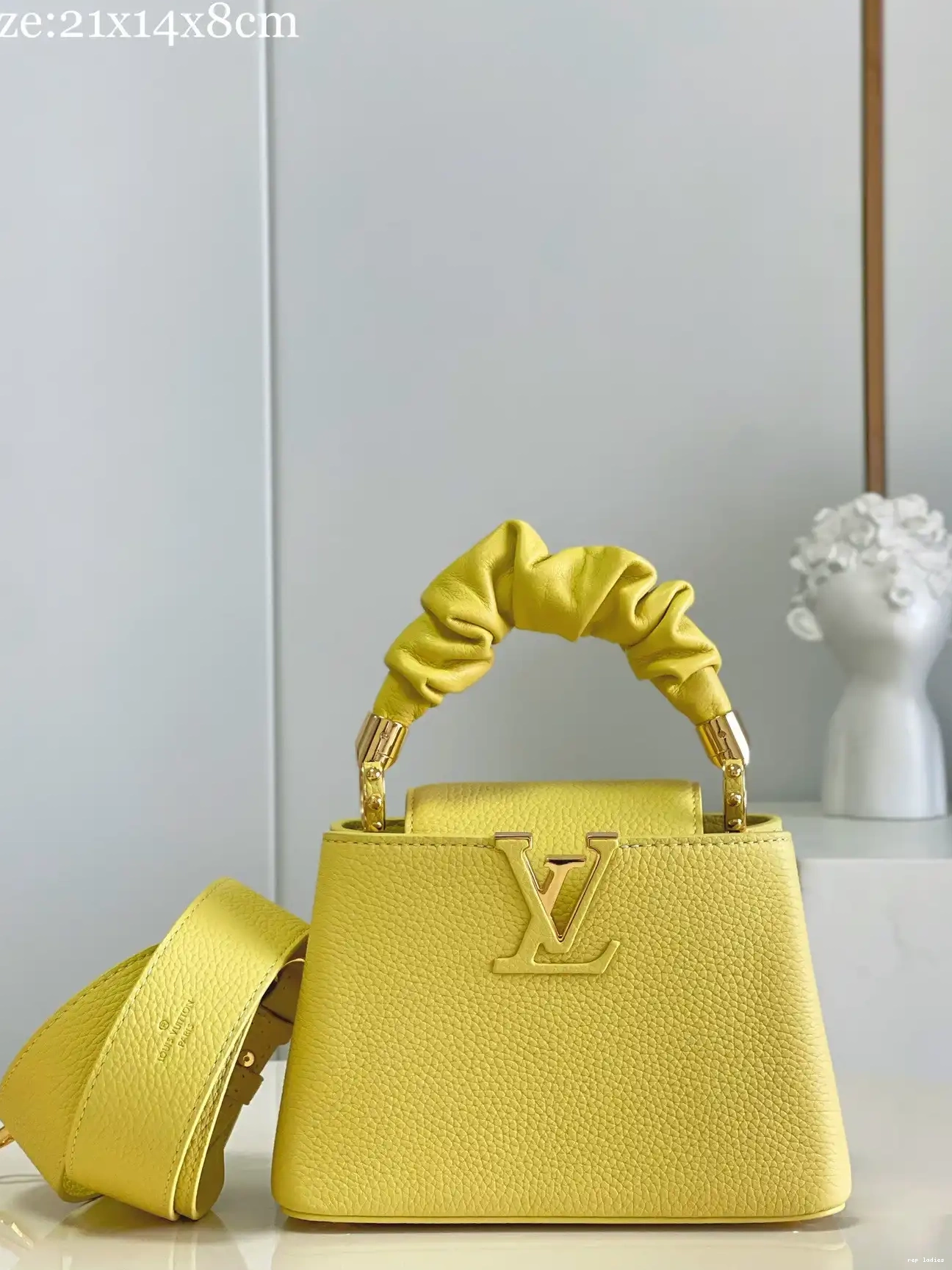 Cheap VUITTON MINI CAPUCINES LOUIS 0616
